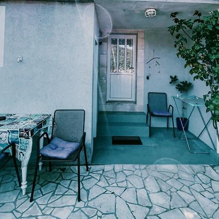 Guesthouse Porto Cres Exterior foto