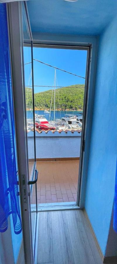 Guesthouse Porto Cres Exterior foto